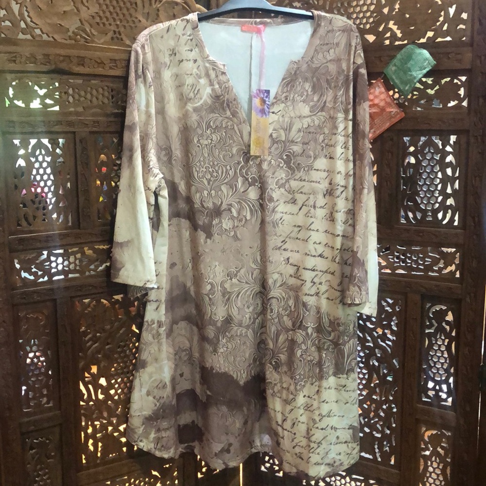 Brand New Tunic stretchy fabrics